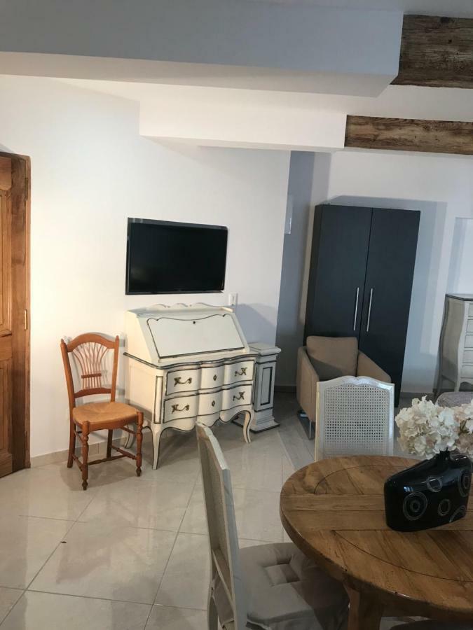 Chambre Familiale Du Couvent ناربون المظهر الخارجي الصورة